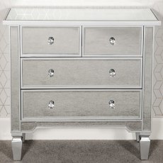 WELLOW 4 DRAWER CHEST